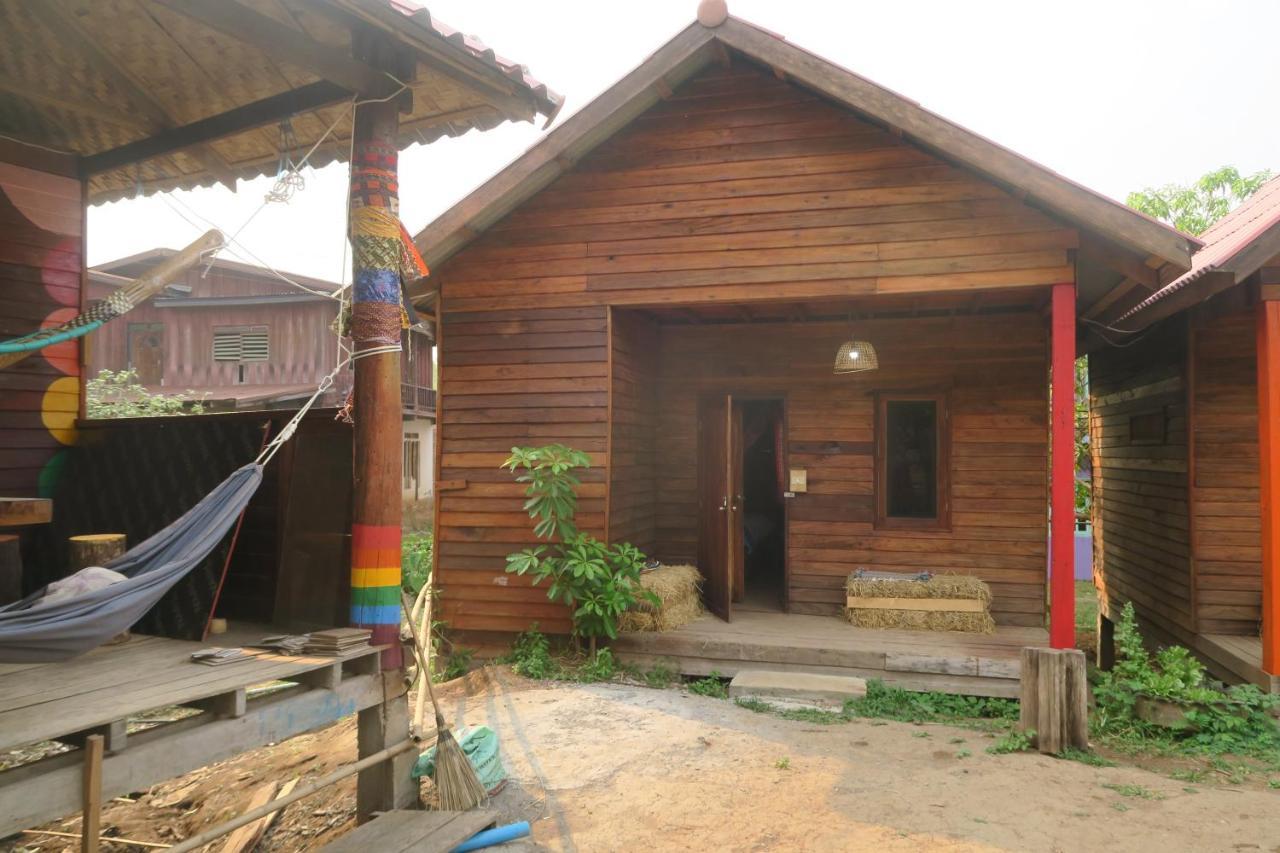 Samaki Guesthouse - Tad Lo Ban Donkhagnoung Zewnętrze zdjęcie