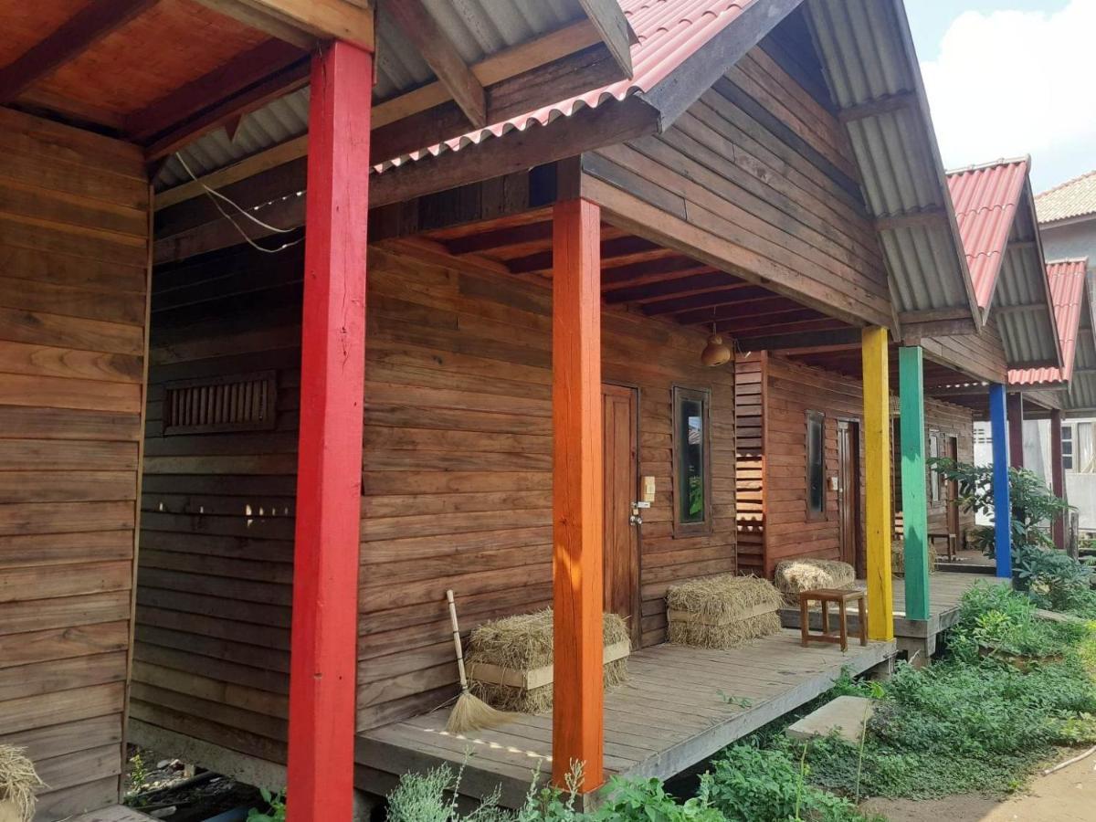 Samaki Guesthouse - Tad Lo Ban Donkhagnoung Zewnętrze zdjęcie